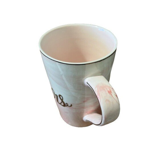 Pink Swirl Ceramic Mug, says “MRS” With Cover And Gold trim, Wifey - Picture 4 of 16